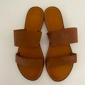 Abercrombie & Fitch Faux Suede Sandals